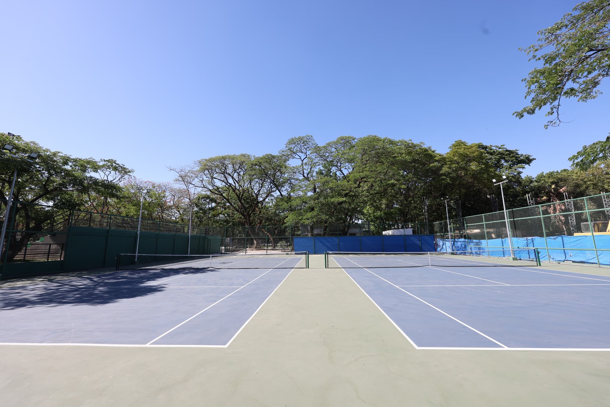 Quezon City Memorial Circle Tennis Courts facility photo